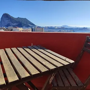 Fabulous Penthouse Apartment La Linea de la Concepcion